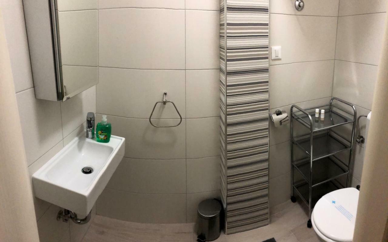 Margherita'S Room Ровин Екстериор снимка